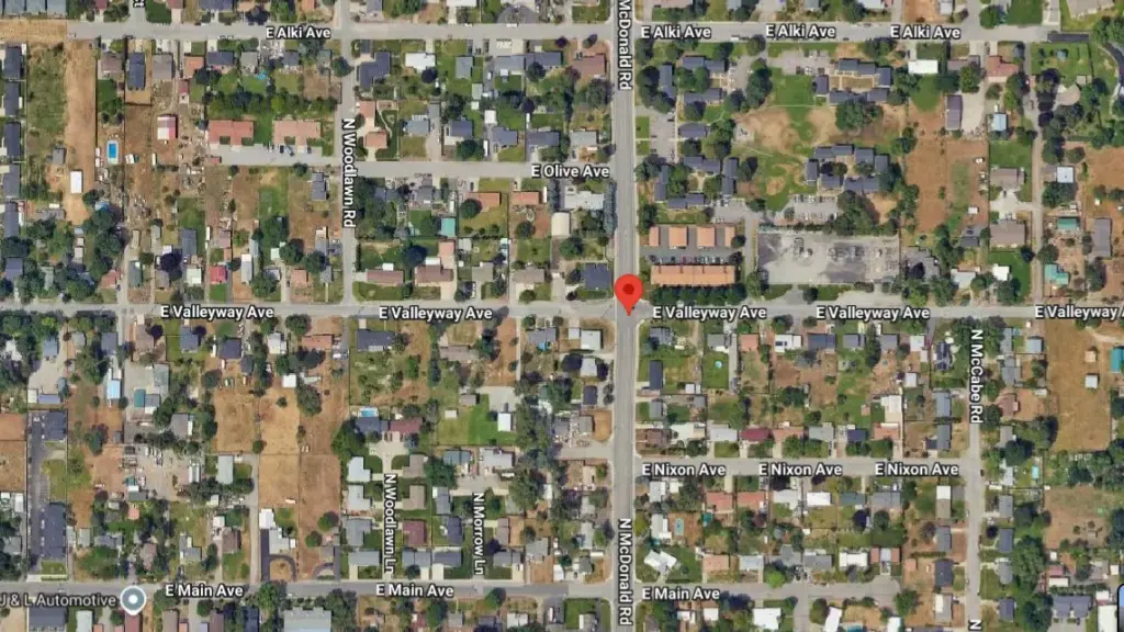 One Dead, Woman Critically Hurt in Spokane Valley High-Speed Car Crash